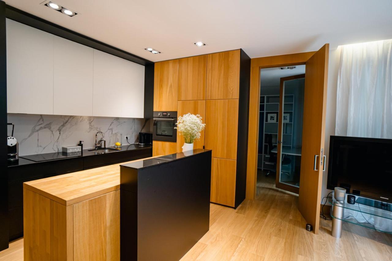 White Home Gdansk Exterior photo